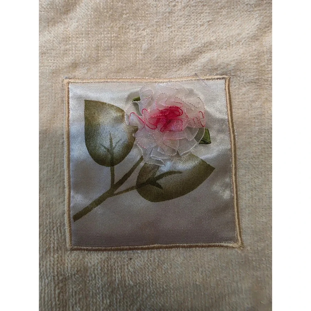 Vintage Cream Hand Towel Pink 3D Ribbon Rose Floral Applique Ramie Cotton Blend